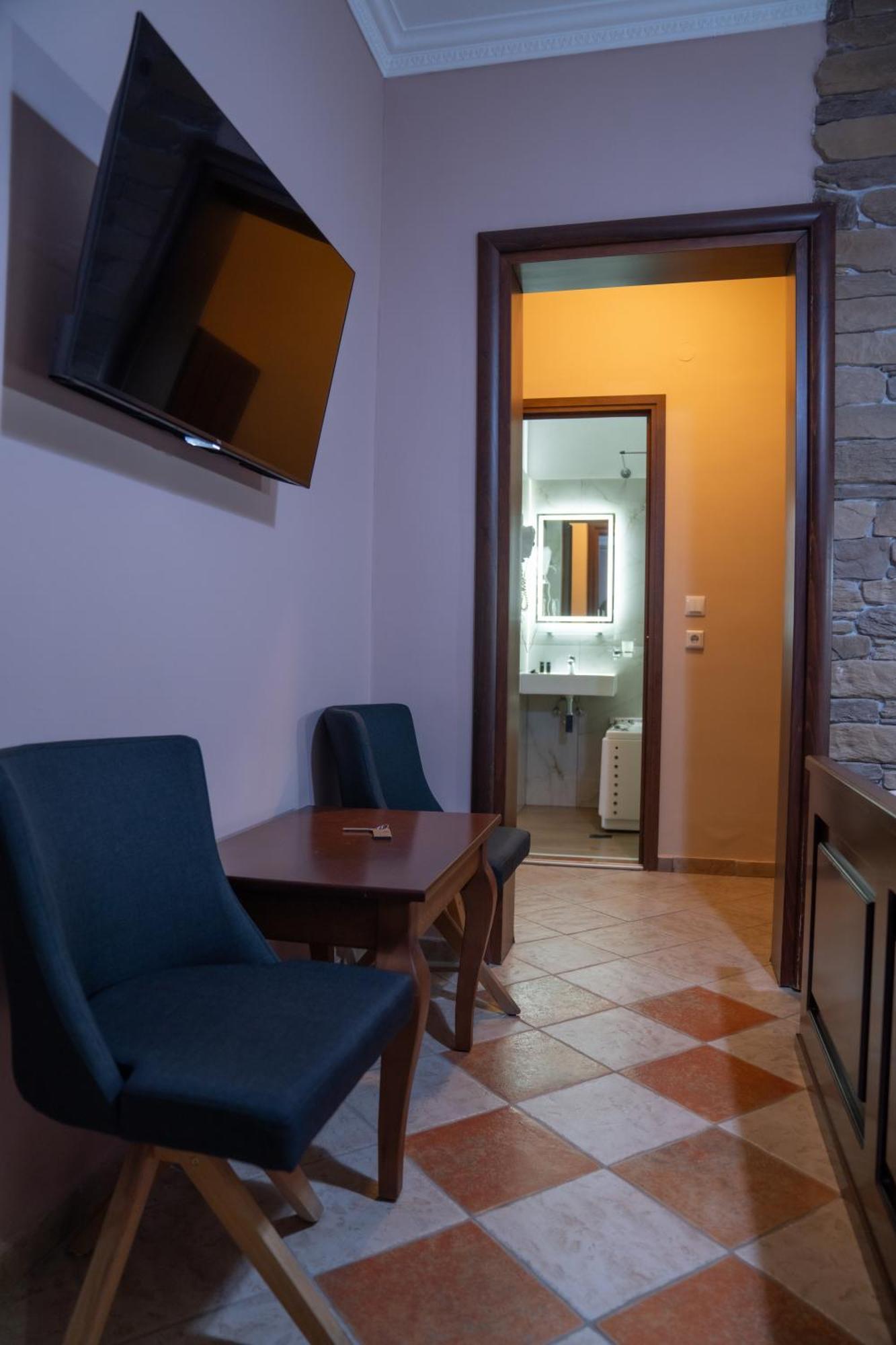 Kallinikos Guesthouse Loutraki  Exterior photo
